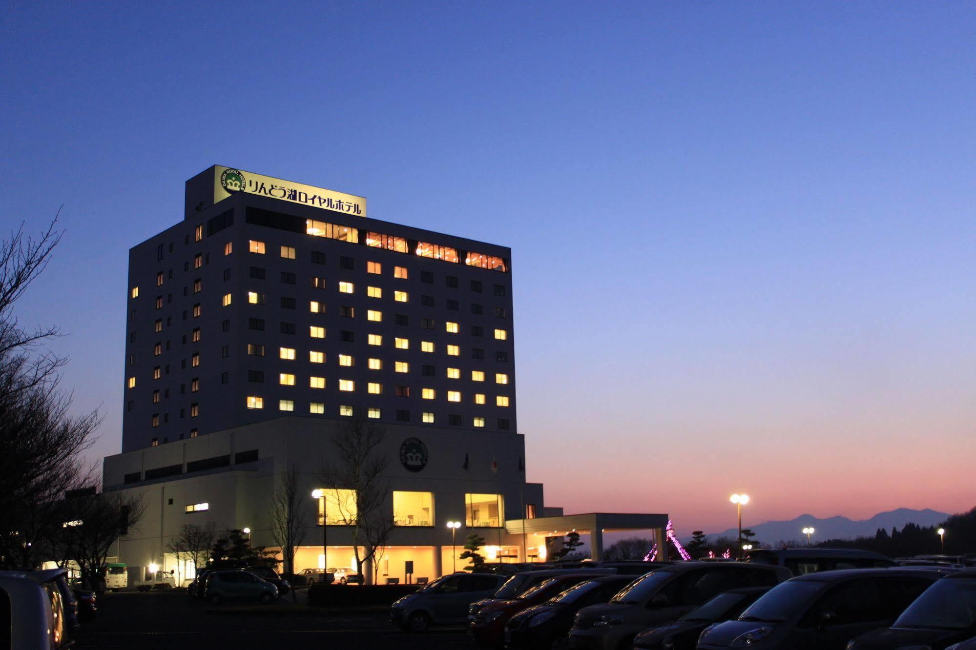 Royal Hotel ناسو المظهر الخارجي الصورة