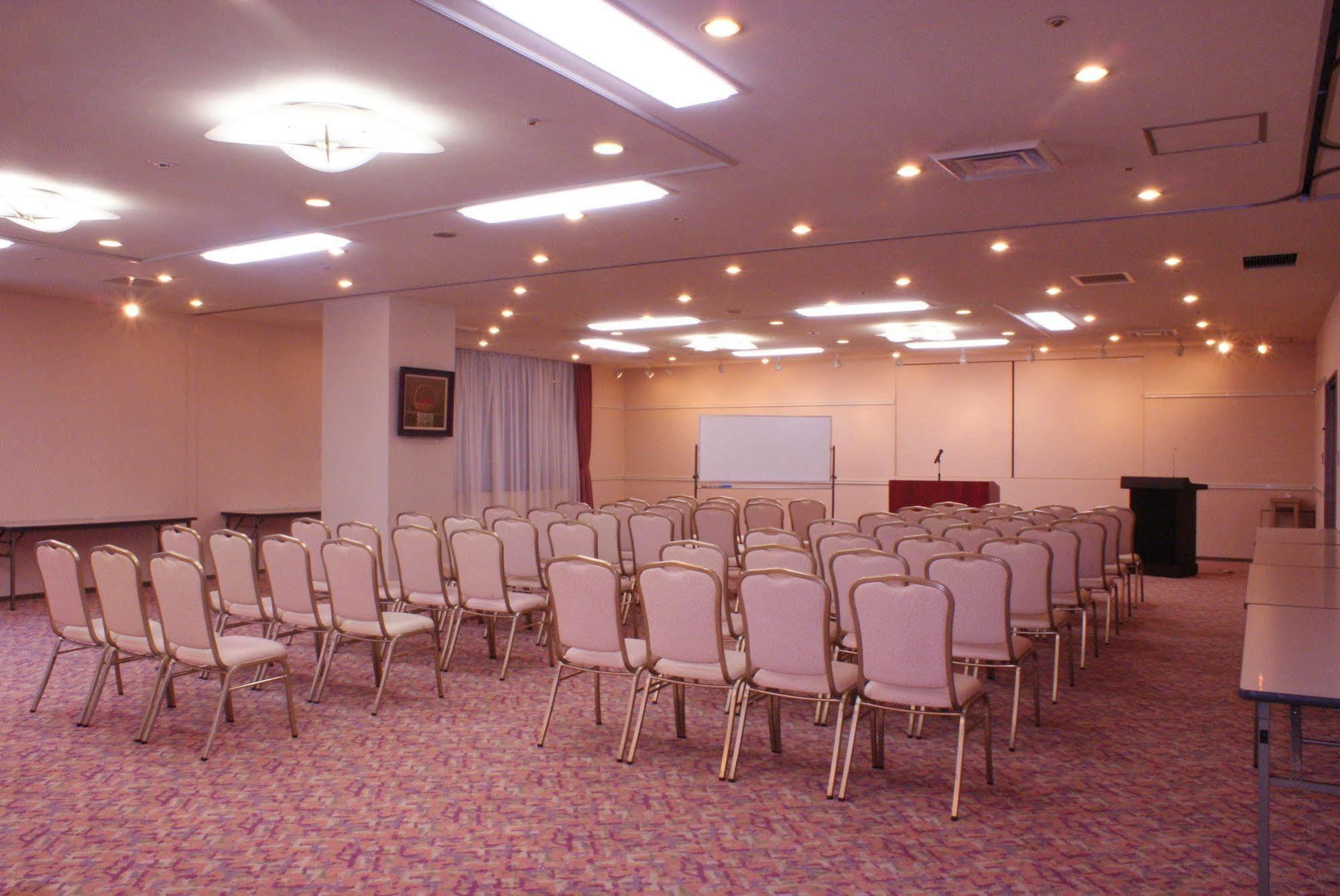 Royal Hotel ناسو المظهر الخارجي الصورة